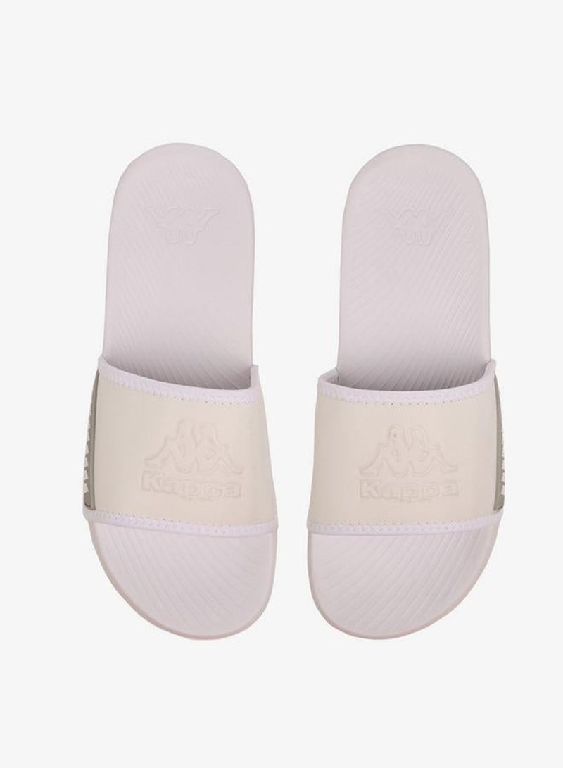 كابا شباشب رجالية بشعار محفور - Image 1